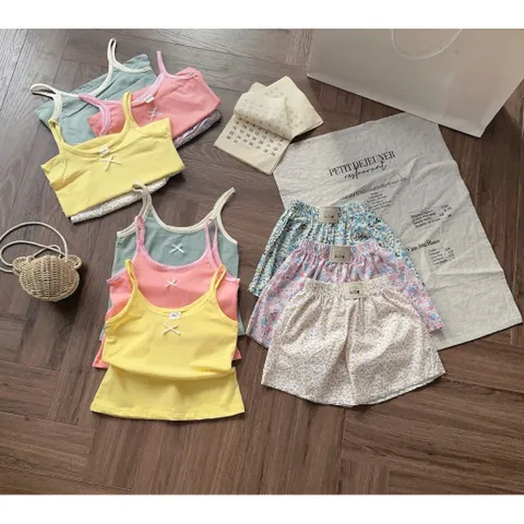 Quần áo bé gái, set áo 2 dây kèm quần đùi hoa nhí rực rỡ cho bé 9-26kg