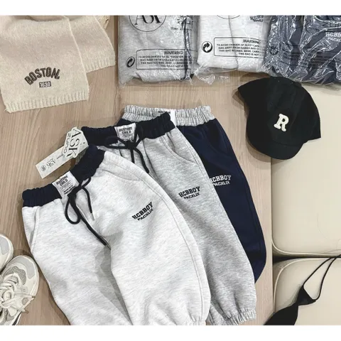 Quần dài bé trai, quần nỉ 2 da dáng Bomber thêu chữ HCBBOY cho bé 7-26kg