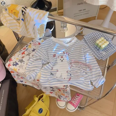 Áo thu dài tay cotton mềm mại kẻ ngang cá tính cho bé gái 9-26kg