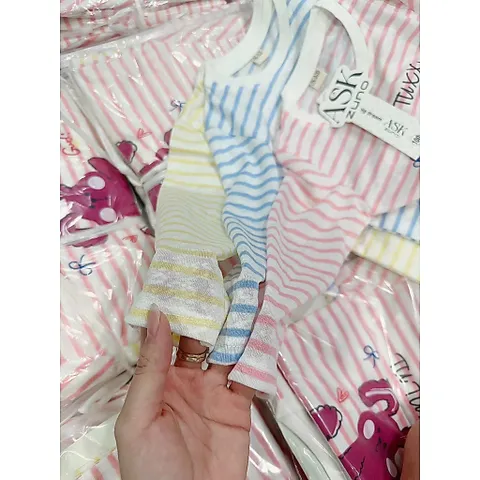 Áo thu dài tay cotton mềm mại kẻ ngang cá tính cho bé gái 9-26kg