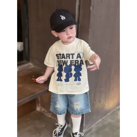 Quần áo bé trai, set áo cotton hoạ tiết chữ  “START A NEW ERA” kèm quần short Jean lửng cho bé 8-24kg