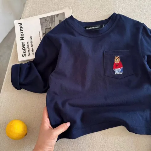Áo thun bé trai, áo cotton dài tay túi ngực thêu gấu cho bé 8-24kg