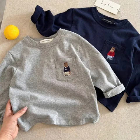 Áo thun bé trai, áo cotton dài tay túi ngực thêu gấu cho bé 8-24kg