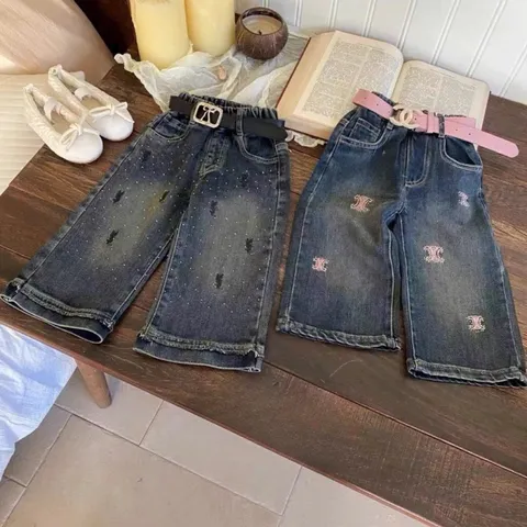 Quần Jean bé gái, Quần jean thêu chữ Y đính đá dáng suông cho bé 10-30kg