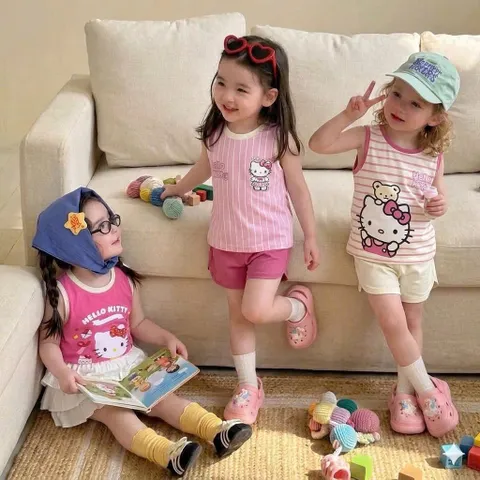Áo ba lỗ bé gái, áo sát nách Hello Kitty chất cotton cho bé 9-26kg