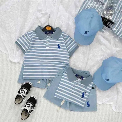 Hàng loại 1-  Quần áo bé trai, set áo polo kẻ xanh thêu ngựa quần short kaki TẶNG KÈM mũ cho bé 8-24kg