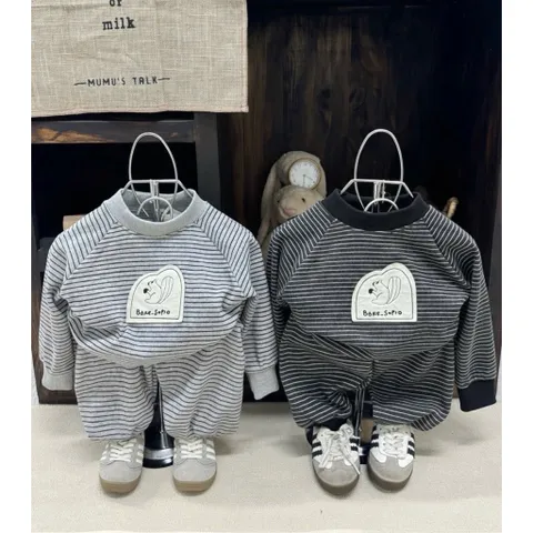 Quần áo thu đông bé trai, set bộ nỉ nhung tuyết thêu đắp hình sóc dễ thương cho bé 8-24kg