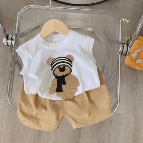Bộ quần áo bé trai, set bộ áo cotton tay hến họa tiết thêu đắp chú Gấu quàng khăn kèm quần short siêu dễ thương cho bé