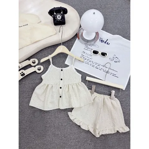 Quàn áo bé gái, set bộ bé gái áo 2 dây đũi chấm bi kèm quần short đùi phong cách Hàn Quốc ( Size 10-30kg)
