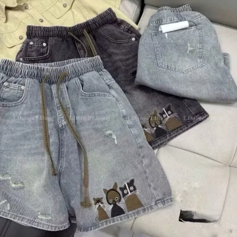 Quần đùi bé gái, quần short jean thêu hình mèo cho bé 18-50kg