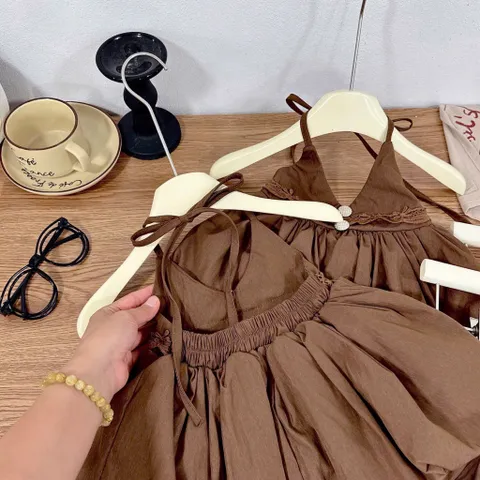 Váy cho bé gái, Set áo 2 dây kèm chân váy bí phồng – tone nâu tây thời thượng size 10-30kg