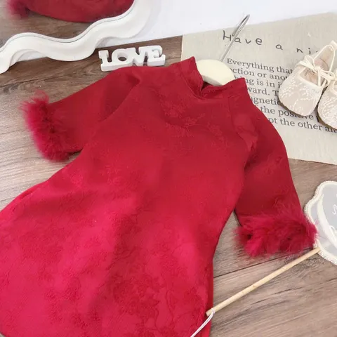 Áo dài cách tân cho bé, set áo dài gấm hoạ tiết dệt chìm ống tay phối lông kèm quần lụa cho bé gái 8-30kg