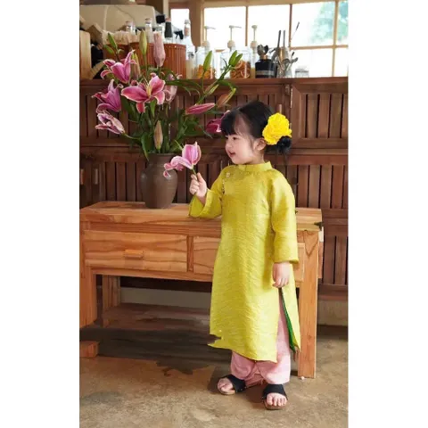 Áo dài cách tân cho bé gái, set áo dài lụa vân mây, quần lụa và túi vải cho bé 10-35kg