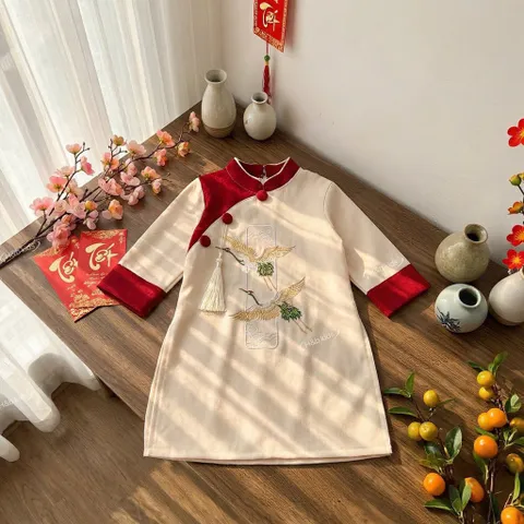 Áo dài cách tân cho bé, áo dài nhung lì thêu đôi chim hạc và 3 cúc ngực cho bé trai 10-30kg