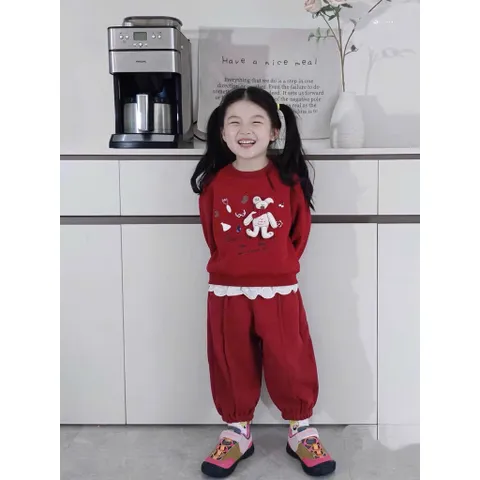 Quần áo thu đông bé gái, set bộ nỉ đỏ gấu nhồi bông quàng khăn siêu Hot Hit cho bé 8-26kg