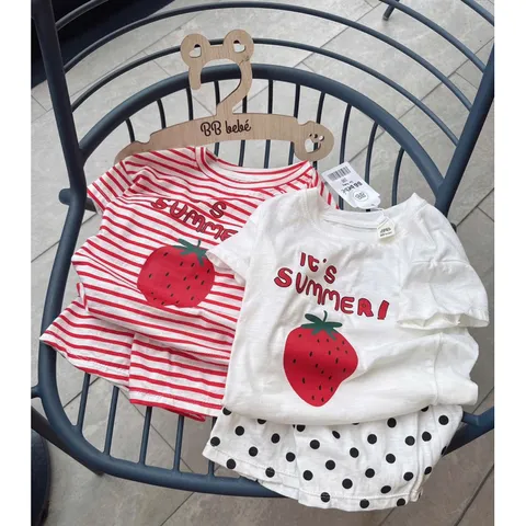 Quần áo bé gái, set bộ cộc tay chất cotton xước họa tiết IT’S SUMMER cho bé 8-27kg