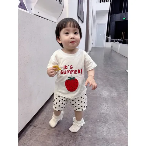 Quần áo bé gái, set bộ cộc tay chất cotton xước họa tiết IT’S SUMMER cho bé 8-27kg
