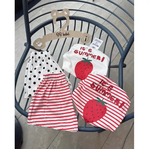 Quần áo bé gái, set bộ cộc tay chất cotton xước họa tiết IT’S SUMMER cho bé 8-27kg