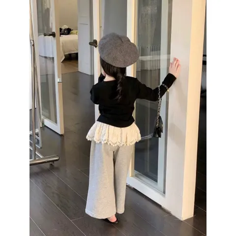 Quần áo bé gái, set áo thun hoạ tiết hình nơ kèm quần ống suông rộng cho bé 10-32kg