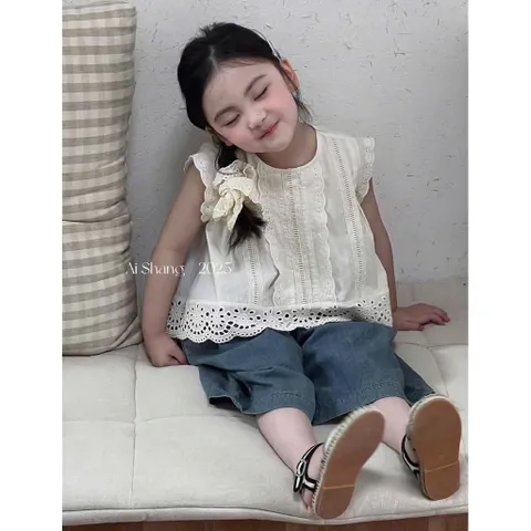 Quần áo bé gái, set áo ren thô boi kết hợp quần jean lửng ống rộng phong cách Hàn Quốc cho bé 10-30kg