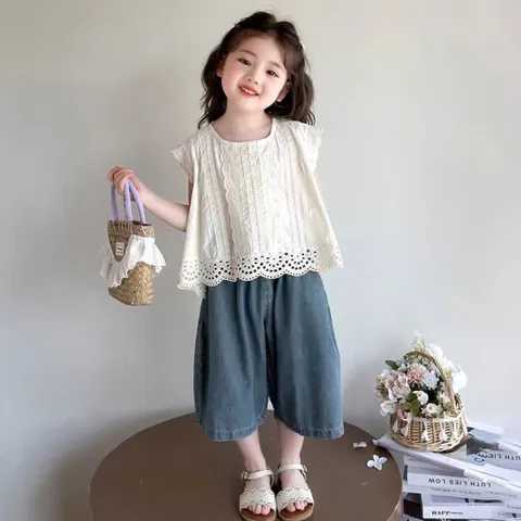 Quần áo bé gái, set áo ren thô boi kết hợp quần jean lửng ống rộng phong cách Hàn Quốc cho bé 10-30kg