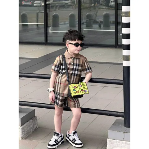 Quần áo bé trai, set bộ cộc tay áo polo kẻ vàng cho bé 10-50kg