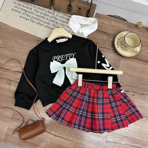 Váy thu đông bé gái, set áo thun nỉ dài tay in chữ Pretty có cổ kèm chân váy kẻ caro xếp ly cho bé 10-32kg