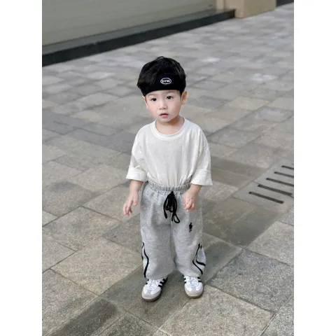 Quần nỉ thu đông bé trai, quần jogger ấm thêu ngựa cho bé 8-26kg