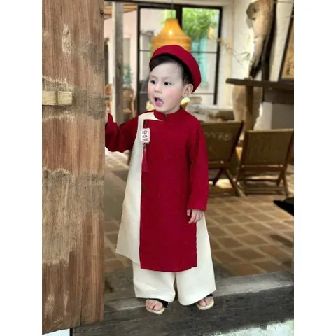 Set Áo Dài Cách Tân Nhung Chéo Lì – Kèm Mấn & Dây Khánh Thêu Chữ “TẾT” cho Bé Trai (10–30kg)