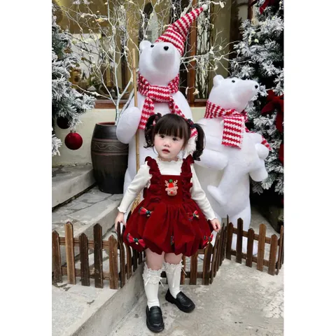 Váy cho bé gái, set váy yếm nhung đò gắn Sticker nơ và tuần lộc kèm áo giữ nhiệt cho bé 10-30kg