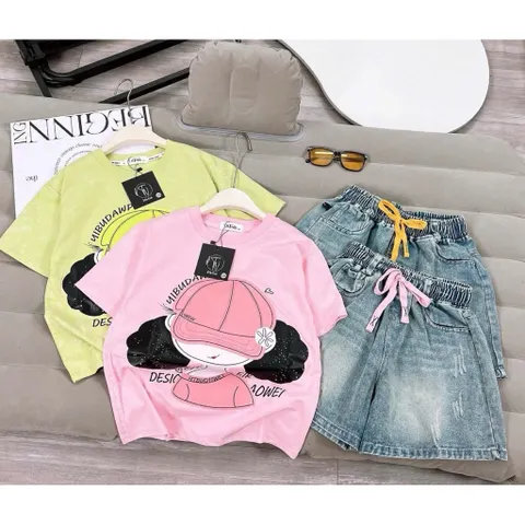 Quần áo bé gái, set bộ áo cotton họa tiết cô gái cột tóc 2 bên kèm quần lửng jean cho bé 18-42kg