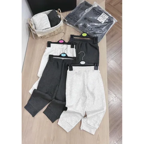 Quần dài cho bé, quần nỉ lót bông dáng Jogger siêu ấm, siêu mềm cho bé trai và bé gái size 8-25kg