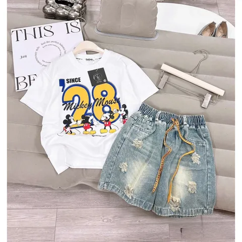 Quần áo bé gái, set bộ áo cotton họa tiết Mickey 28 kèm quần short jean lửng cho bé 15-35kg