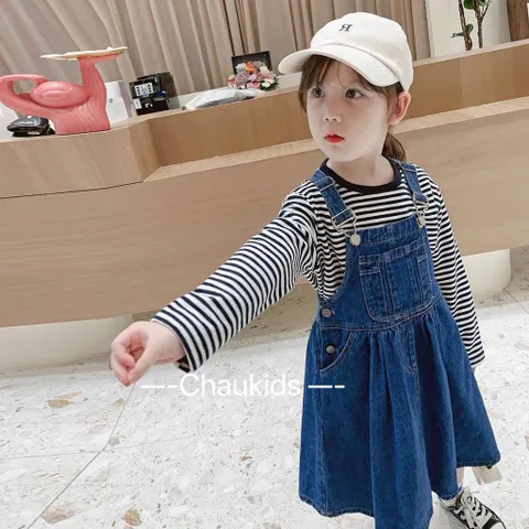 Váy cho bé gái, set váy yếm bò kèm áo kẻ dài tay mềm mại cho bé