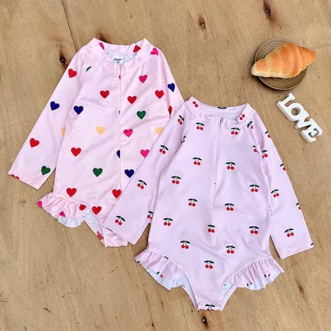 Đồ bơi cho bé, bikini liền dài tay họa tiết Cherrry và hình tim cho bé 10-30kg