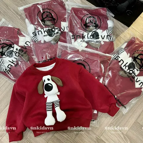 Áo nỉ Noel cho bé, áo nỉ 2 da đỏ thêu đắp chú chó bông siêu xinh cho bé trai và bé gái size 8-30kg