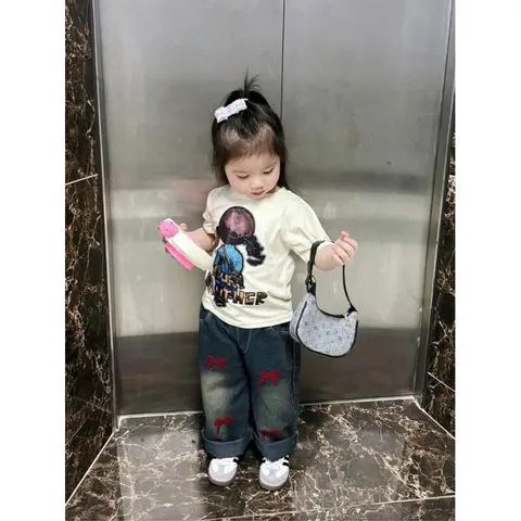 Quần áo bé gái, set bộ áo cotton cô gái BURI kèm quần jean suông đắp nơ đỏ cho bé 10-30kg
