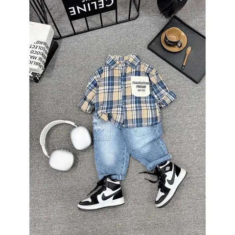 Quần áo bé trai, set bộ áo sơ mi dài tay kẻ to túi ngực phối màu kèm quần cào rách sành điệu cho bé 10-30kg