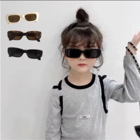 Kính trẻ em, kính mắt thời trang gọng vuông mẫu mới cho bé trai và bé gái