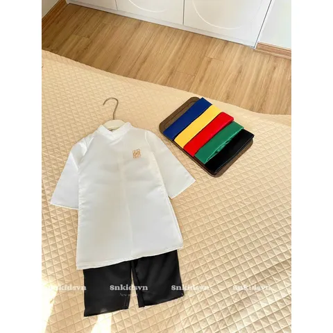 Áo dài cách tân cho bé trai, set áo dài 3ct: áo dài Tafta quần lụa và khăn vấn cho bé 10-30kg