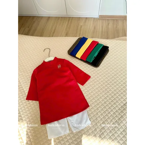 Áo dài cách tân cho bé trai, set áo dài 3ct: áo dài Tafta quần lụa và khăn vấn cho bé 10-30kg
