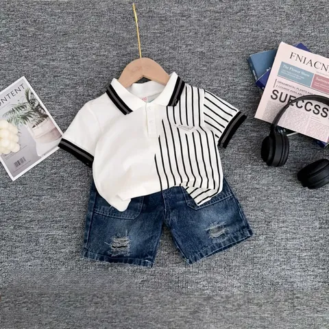 Quần áo bé trai, set bộ áo polo phối kẻ Logo ngực kèm quần short Jean cho bé 10-30kg