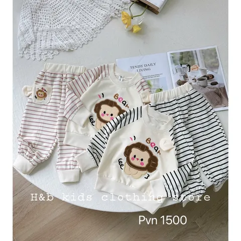 Quần áo thu đông bé gái, set bộ quần áo dài tay chất da cá thêu đắp gấu giáp lăng kẻ cho bé 8-22kg