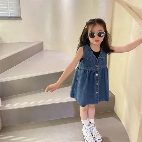 Váy sát nách chất jeans cho bé gái, váy jean sát nách cúc cài thật cho bé size 10-30kg