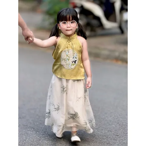 Váy bé gái, set váy trung thu áo cổ yếm lụa thêu gái trúc kèm chân váy voan tơ xịn sò cho bé 12-35kg