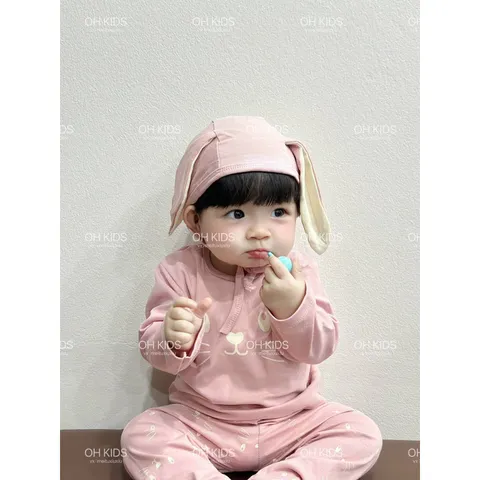 Quần áo thu đông bé gái, set 4ct: quần áo, mũi và yếm chất zip tai thỏ siêu đẹp bé 6-15kg