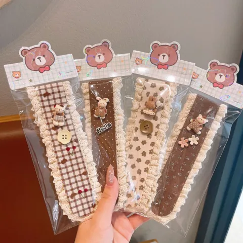 Dán tóc mái dài viền ren vải thô tone nâu charm gấu phụ kiện tóc nữ vintage