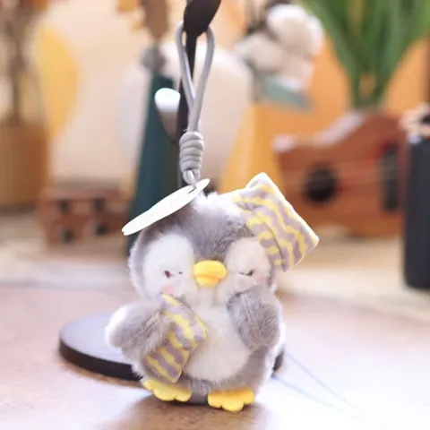 Móc Khóa Cánh Cụt Bông Nhiều Màu Ôm Gối Ngủ 13cm Kèm Dây Thừng, Móc Treo Balo Túi Xách Chìa Khóa Cute Hot Trend Quà Tặng