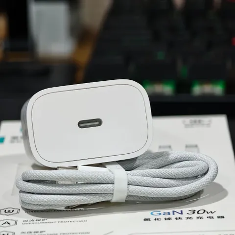 Bộ sạc nhanh GaN 30W TARGEEHAM- kèm cáp sạc dây dù C to C (P133094)