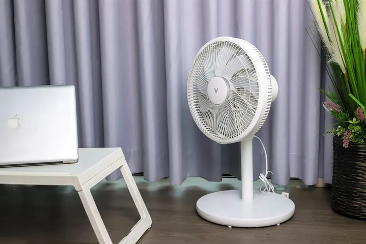Quạt cây 11 cánh XIAOMI Viomi VXFS12A-J, có thể tăng giảm chiều cao (P131825)